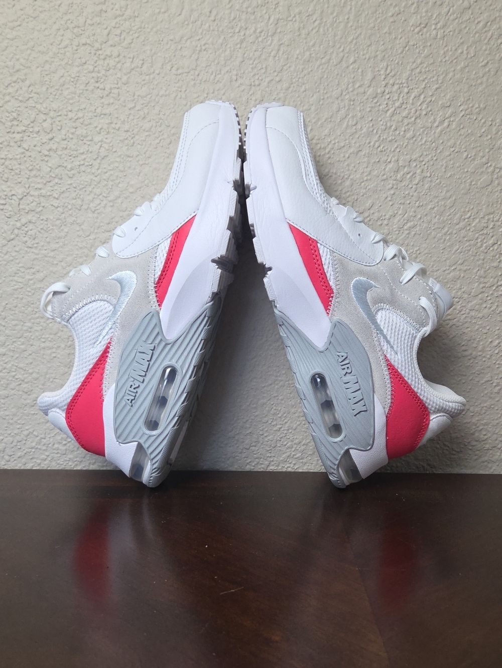 Women's Nike Air Max Shoes - Picture 4 of 6